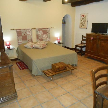 Chambre D'Hotes Le Fourniou Melle  Luaran gambar